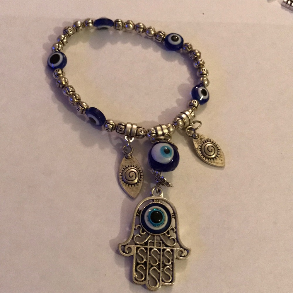 Evil eye hamsa hand beads bracelet